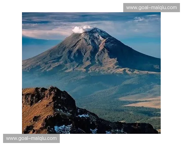 分析那不勒斯：火山之城的记忆、激情与未来